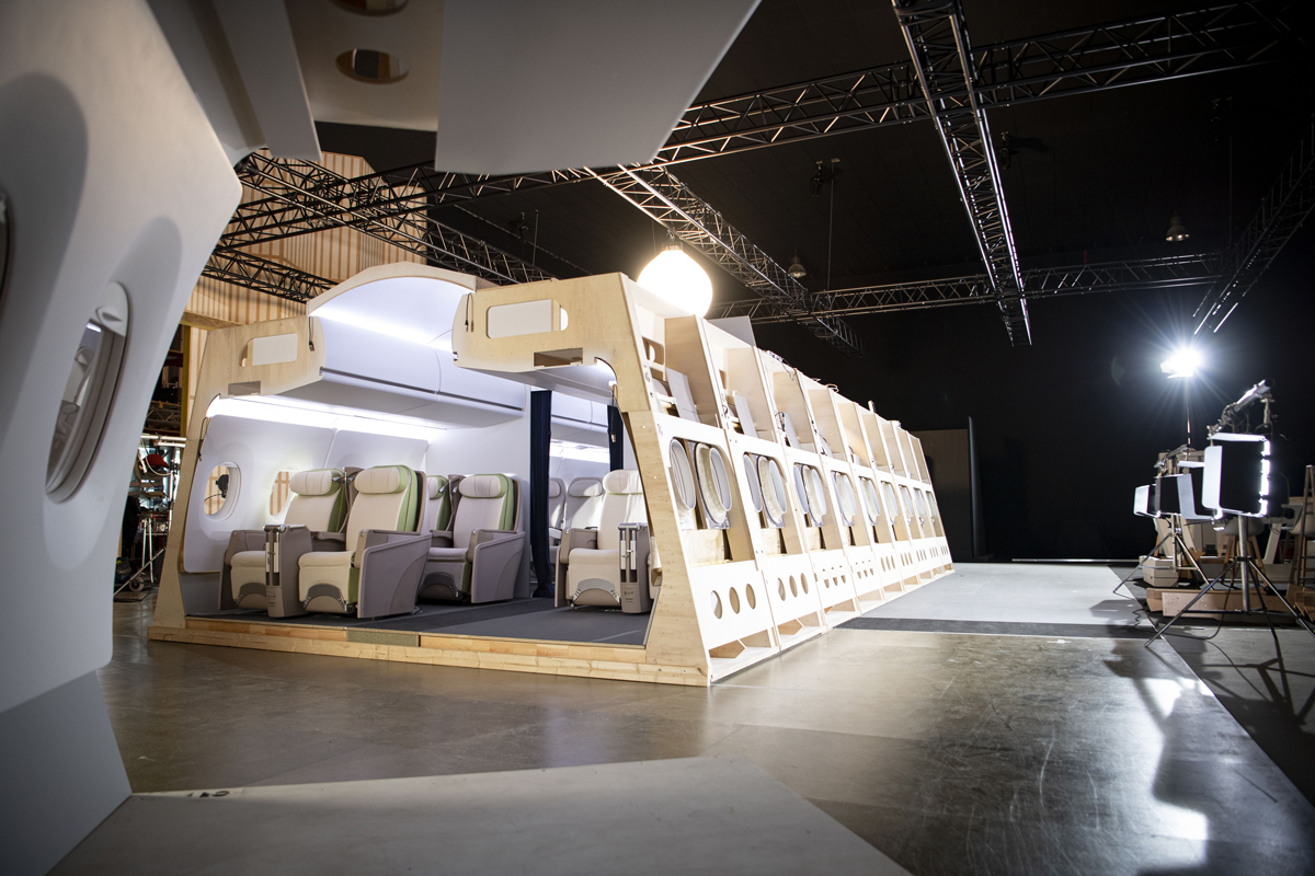 decor avion | vue extérieure studio