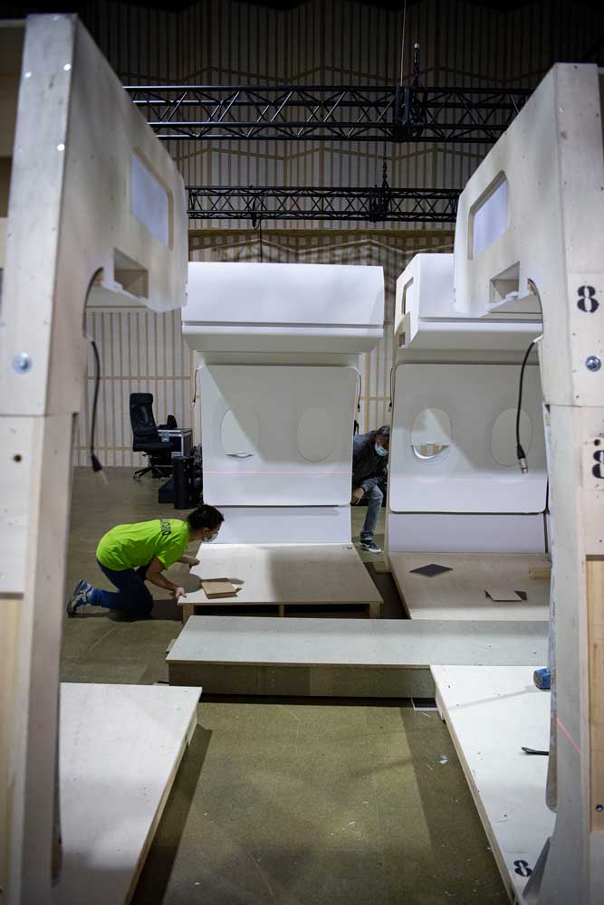 aircraft decoration positioning module