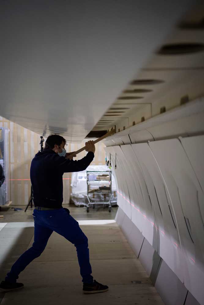 fixing of the aircraft decor modules