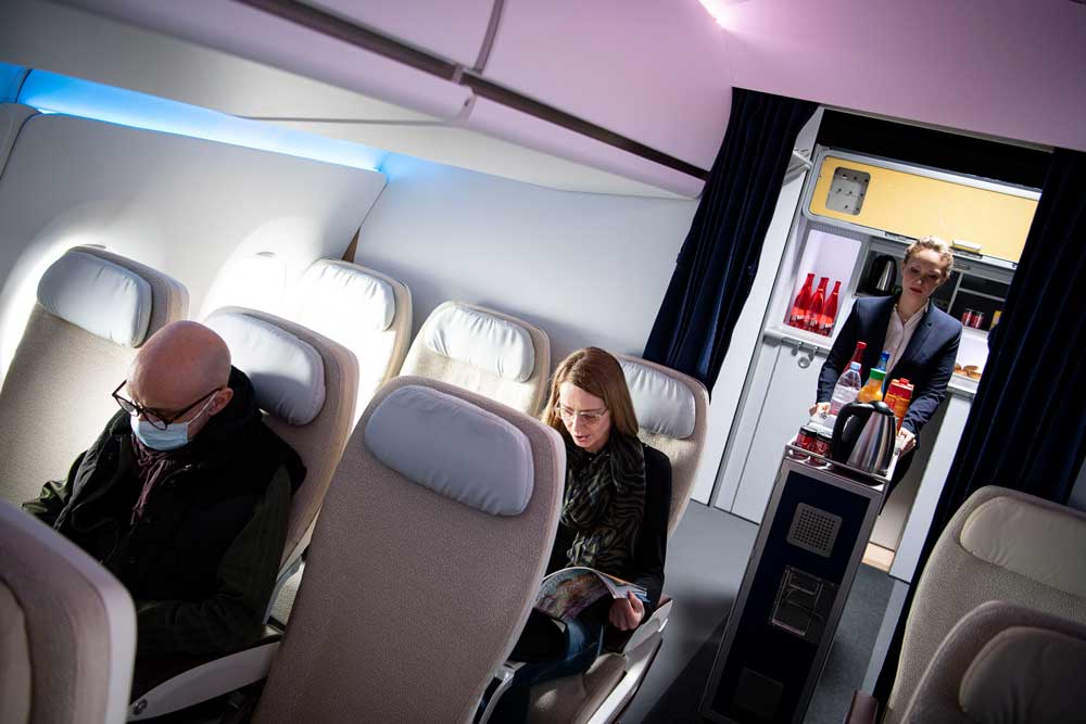 airplane cabin interior plan